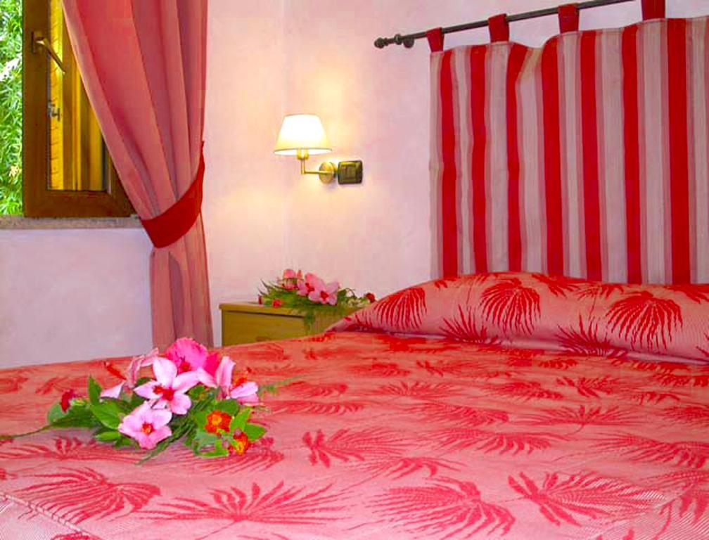 Doppelzimmer mit Gartenblick